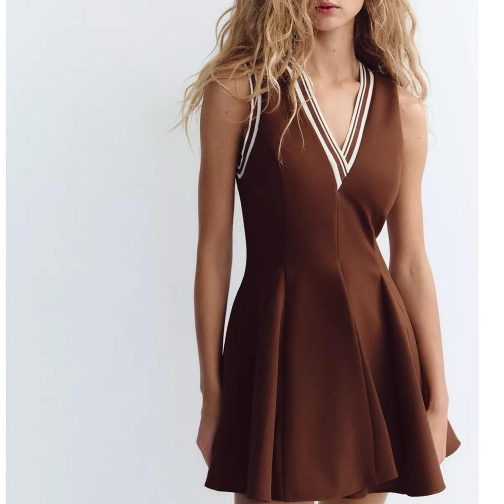 NWT Zara Varsity Stripe V-neck Pleated Hem Mini Dress in Brown - L